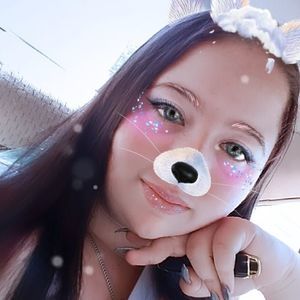 Meet your Posher, Desiree